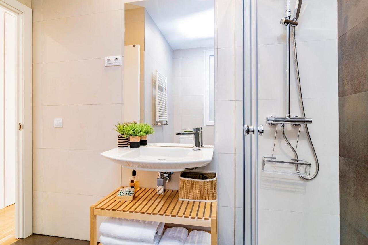 Juan Bravo Suites Madrid Eksteriør bilde