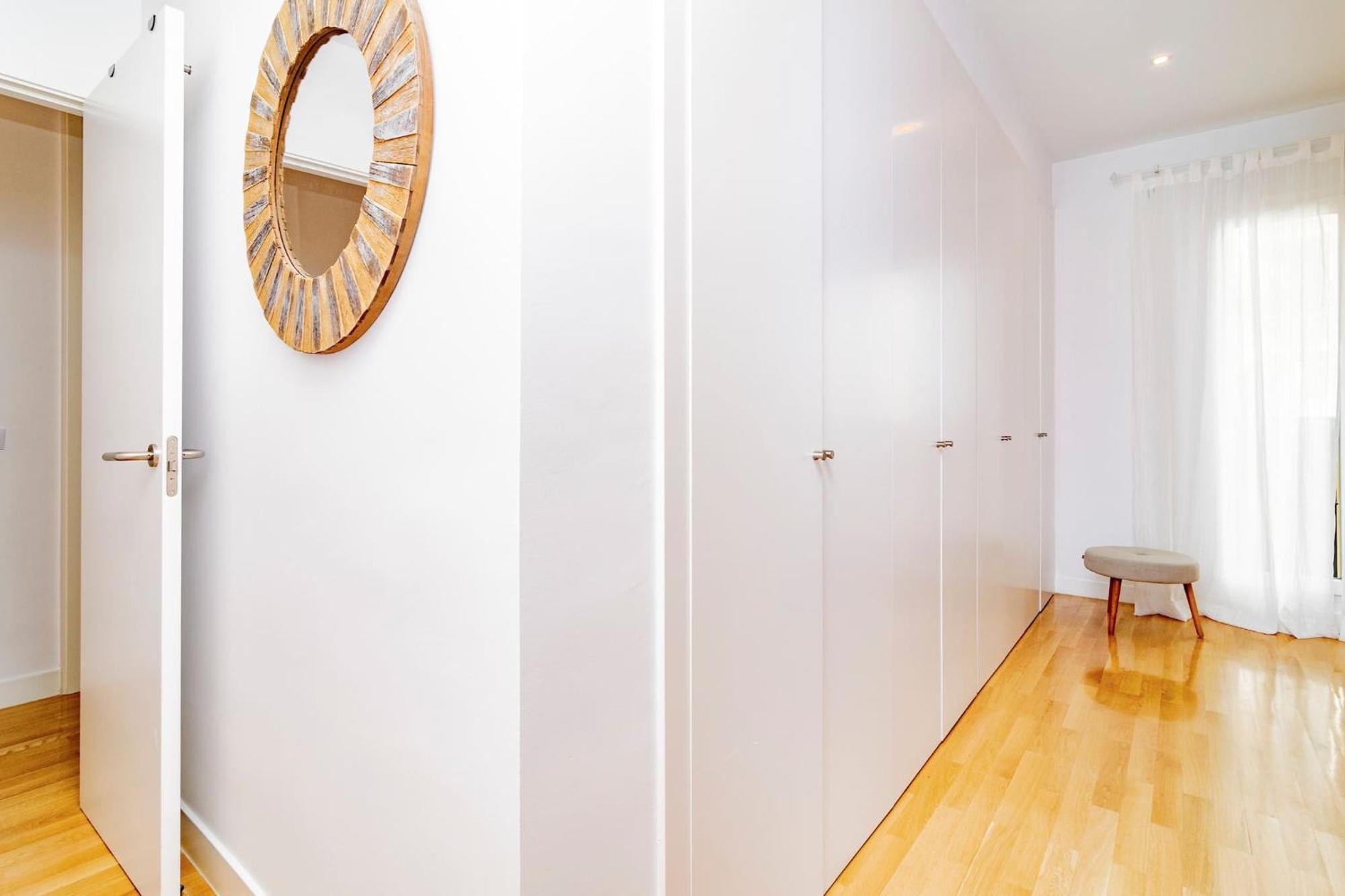 Juan Bravo Suites Madrid Eksteriør bilde
