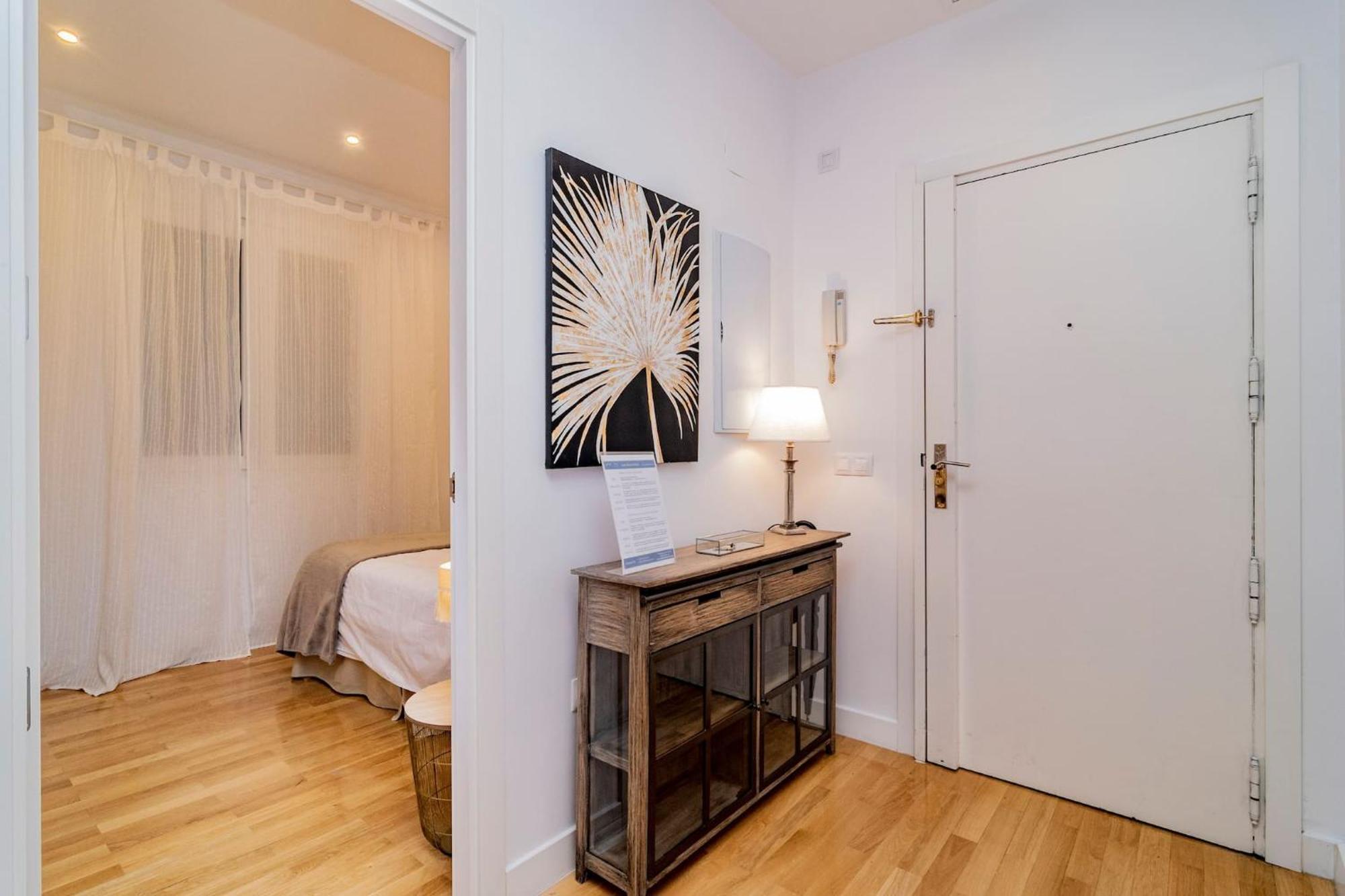 Juan Bravo Suites Madrid Eksteriør bilde